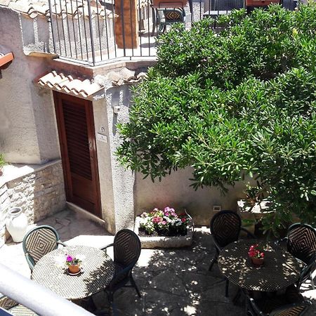 Camere Di Ulisse Erice Rum bild