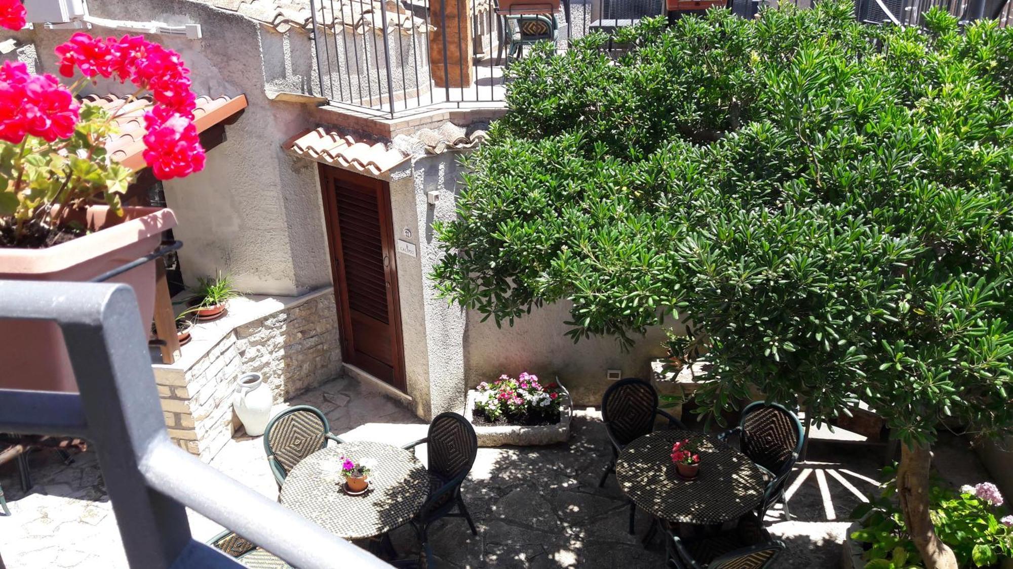 Camere Di Ulisse Erice Rum bild