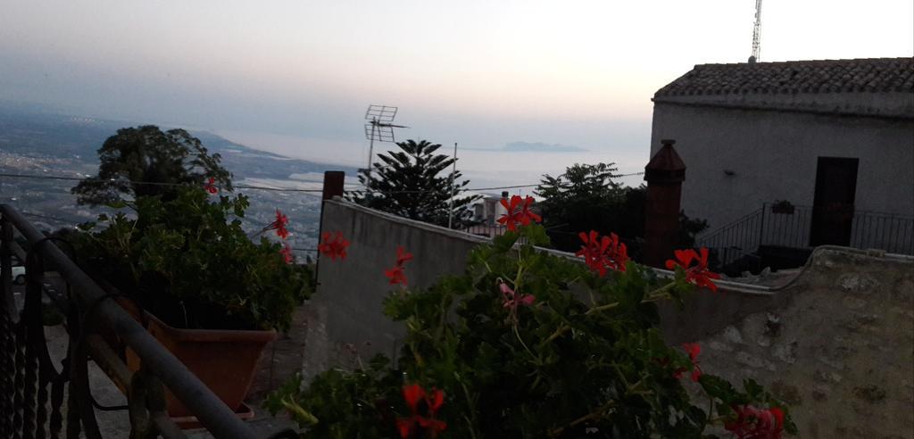 Camere Di Ulisse Erice Exteriör bild